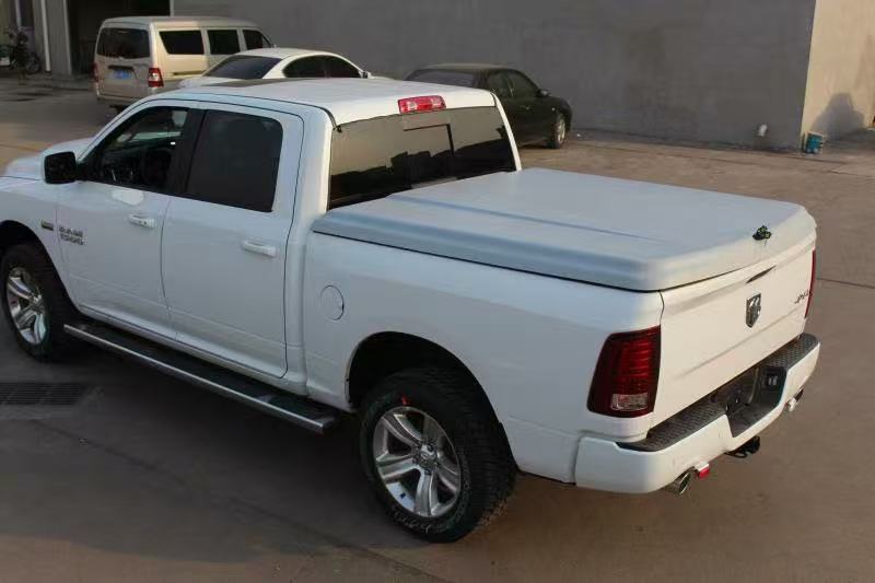 道奇公羊1500雅罗可斯电动举升平盖（11-18）喷漆款