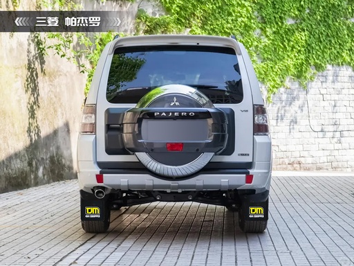 [820MFLAP] 三菱帕杰罗TJM挡泥板（14-ON）